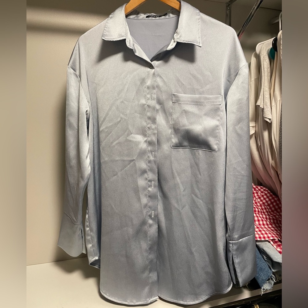 Nasty Gal Women’s light blue satin Button Down Shirt